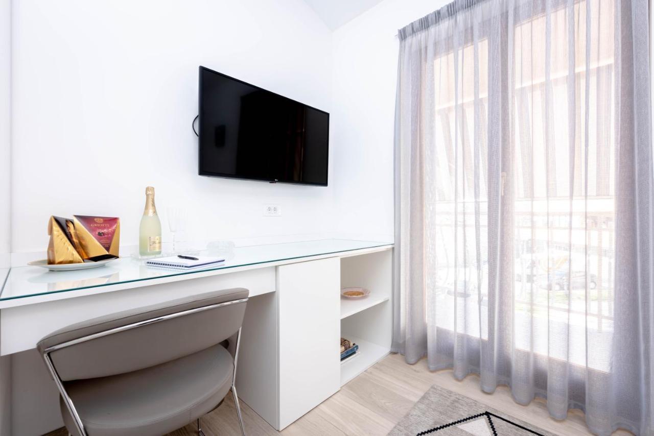 Apartment "Dida" With Free Private Parking Solin Esterno foto