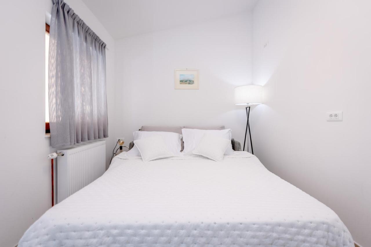 Apartment "Dida" With Free Private Parking Solin Esterno foto